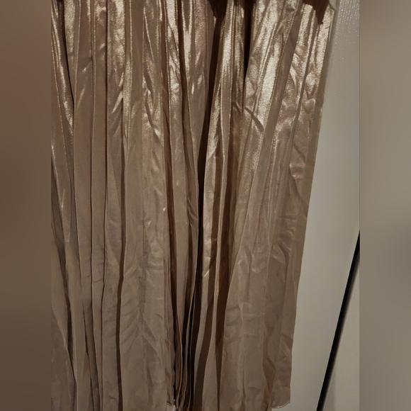 Anthropologie Pleated Twofer Sweater Midi Dress, Cream/Champagne, Size US M - Picture 6 of 11